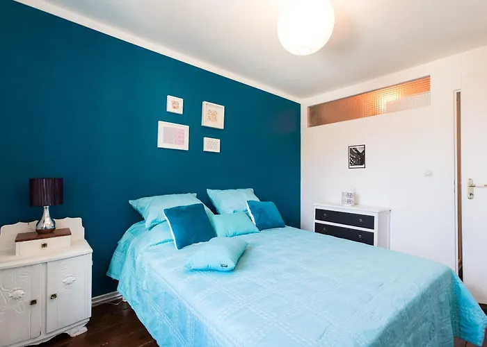 Saint-front アパート *